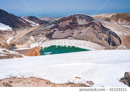 Spring Zao Okama Snow (Miyagi Prefecture) Spring Zao Okama Snow (Miyagi Prefecture) 91529321