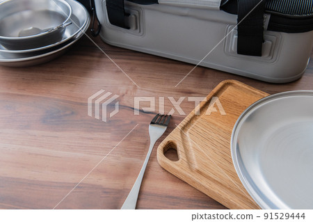 Camping equipment Silver cutlery equipment Image material Camping equipment Silver cutlery equipment Image material 91529444