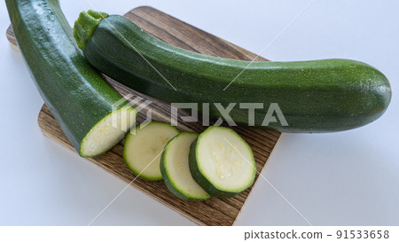 zucchini zucchini 91533658