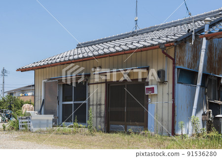 [Social issues] Unoccupied house 91536280