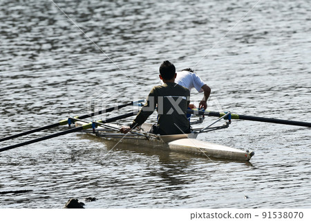 Practice of competition boats in the Edo River 91538070