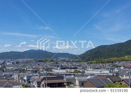 從宇治市大倉山看山科方向的藍天 91539196