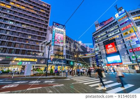 Tokyo cityscape of Japan 7 consecutive hot days in central Tokyo ... Ambulances gathered in front of Ikebukuro station = July 1st 91540105