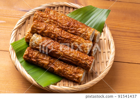 Grilled chikuwa (Chikuwa grilled in the chin) 91541437