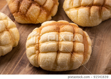 哈密瓜麵包 哈密瓜麵包 91541639