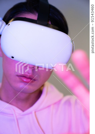 VR 護目鏡和男士 VR NFT 元界多彩 91543460