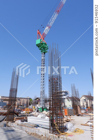 施工現場塔式起重機 施工現場塔式起重機 91546932