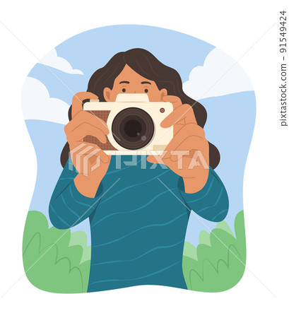 Young Woman Concentrate for Taking Photo. 91549424
