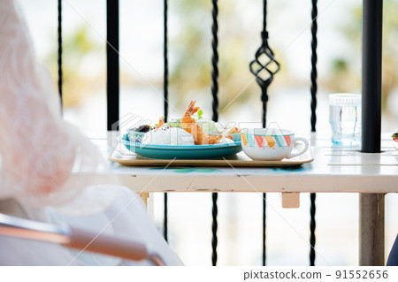 Lunch plate Lunch plate 91552656