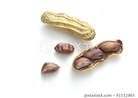 棚拍蒸熟的新鮮花生小吃 91552965