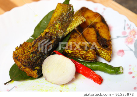 fried Hilsa fish on kitchen fried Hilsa fish on kitchen 91553978