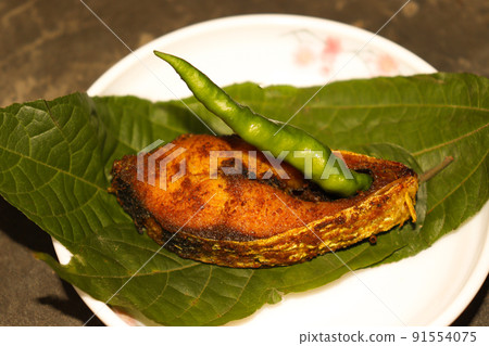 fried Hilsa fish on kitchen fried Hilsa fish on kitchen 91554075