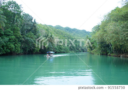 Cruise lunch on the Loboc River, Bohol Island 91558730