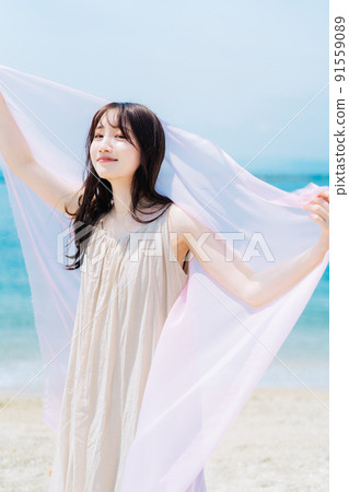 Summer woman portrait Summer woman portrait 91559089