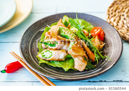 Okra pork roll 91560544