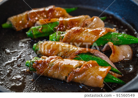 秋葵豬肉捲照燒 秋葵豬肉捲照燒 91560549