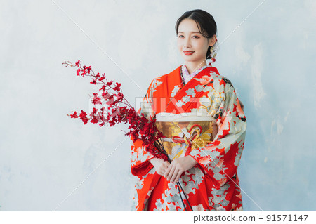 Red furisode 91571147