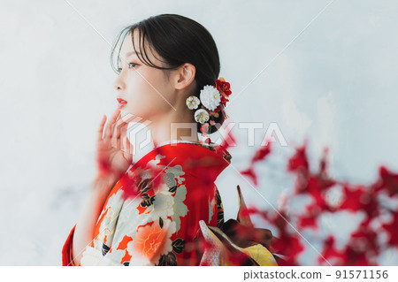 Red furisode 91571156