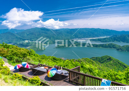 《Fukui Prefecture》 Rainbow Line Summit Park, Mikatagoko in early summer 91571756