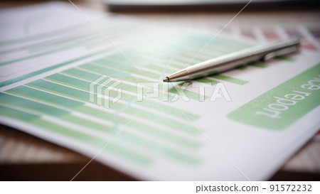 Financial report, statistics documents with chart or graph 91572232