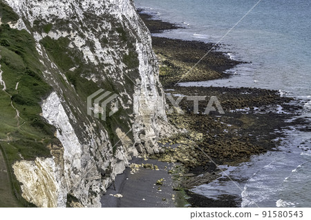 White cliffs of England in Dover, United Kingdom 91580543