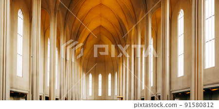 Reykjavik, Iceland - 02 may 2019: The interior is inside The Church of Hadlgrimskirkya, a Lutheran church in Reykjavik, the capital of Iceland. 91580812