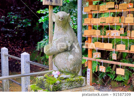 Komada Mouse at Daipeng Shrine, Higashiyama, Kyoto Komada Mouse at Daipeng Shrine, Higashiyama, Kyoto 91587109