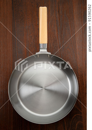 Iron frying pan 91590262