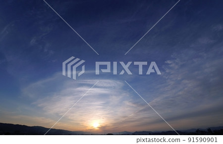 初夏早晨天空與各種上層雲,超廣角,220502am,天空主題 初夏早晨天空與各種上層雲,超廣角,220502am,天空主題 91590901