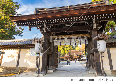 滋賀縣多賀町 太賀先生熟悉的多賀大社秋季神社 滋賀縣多賀町 太賀先生熟悉的多賀大社秋季神社 91591095