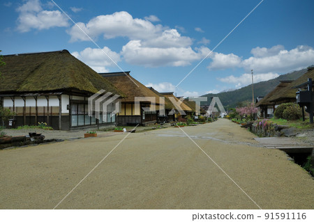 保留江戶時代氣息的大內宿街道 91591116