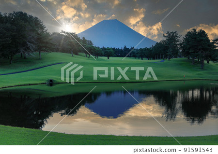 Asagiri Jamboree Golf Club in the early summer morning 91591543