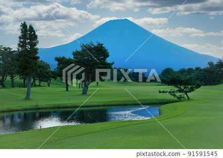 Asagiri Jamboree Golf Club in the early summer morning 91591545