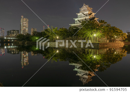 Night view Hiroshima Castle Night view Hiroshima Castle 91594705
