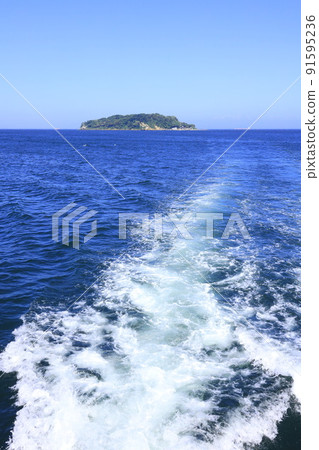 從船上看到的Sa島的風景 從船上看到的Sa島的風景 91595236