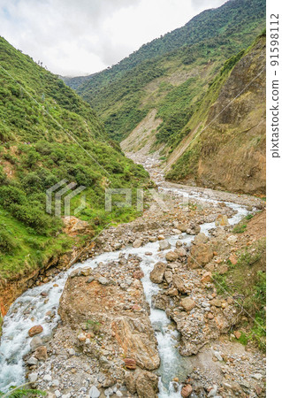 A tributary of the Urubamba River 91598112