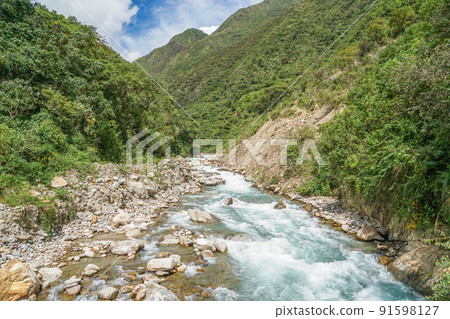 A tributary of the Urubamba River 91598127