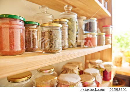 Storage of food in the kitchen in pantry 91598291