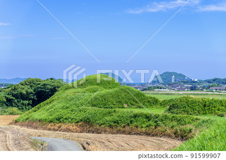 《Fukuoka Prefecture》 Shinbara / Nuyama Ancient Tombs Fukutsu City 《Fukuoka Prefecture》 Shinbara / Nuyama Ancient Tombs Fukutsu City 91599907