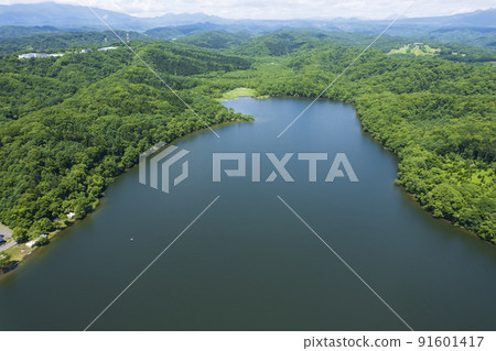北海道白老伊的波羅托湖鳥瞰圖（與烏波波伊相鄰的湖） 91601417