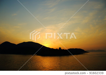 從鞆浦看到的瀨戶內海的晨景 91602339