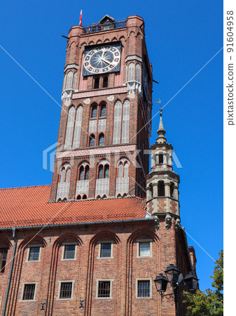 Clock Tower of Old Town Hall (Ratusz Staromiejski) in Torun, Poland. August 2019 Clock Tower of Old Town Hall (Ratusz Staromiejski) in Torun, Poland. August 2019 91604958
