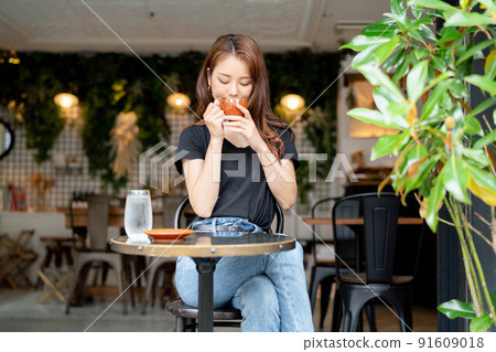 Beautiful Japanese women Beautiful Japanese women 91609018