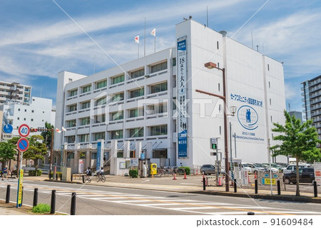 厚木市役所本館 91609484