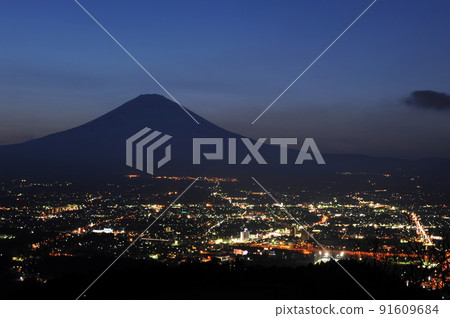 Night view of Gotemba and Mt. Fuji in the dusk Night view of Gotemba and Mt. Fuji in the dusk 91609684