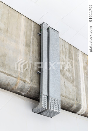 Installation of electrical wiring on the ceiling. Electrical cable system installation. Installation of electrical wiring on the ceiling. Electrical cable system installation. 91611792