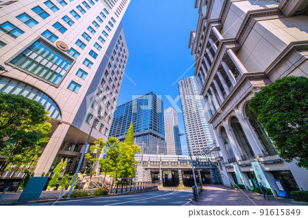 日本東京城市景觀連續7天炎熱...從Moment Shiodome和Winds Shiodome之間看新幹線= 7月1日 日本東京城市景觀連續7天炎熱...從Moment Shiodome和Winds Shiodome之間看新幹線= 7月1日 91615849