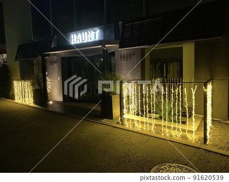 shop, night, nights 91620539