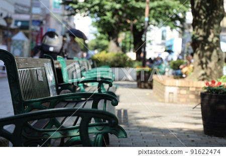 Jiyugaoka bench 91622474