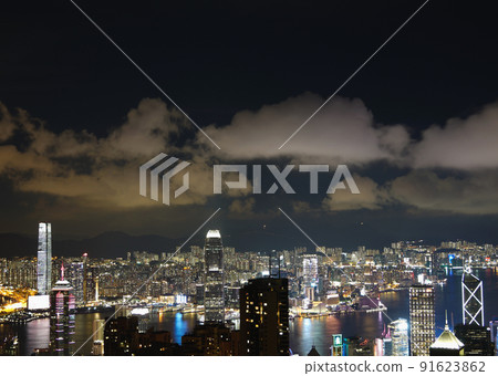 Hong Kong at night 91623862